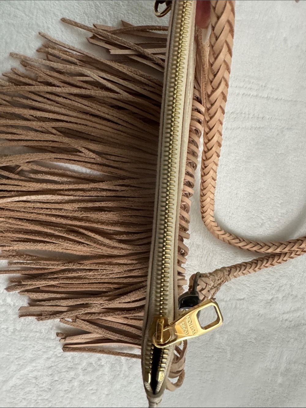 Louis Vuitton Rose Trianon Nomad-
Blanca Beige & Tan Fringe Leather Crossbody - Picture 12 of 14